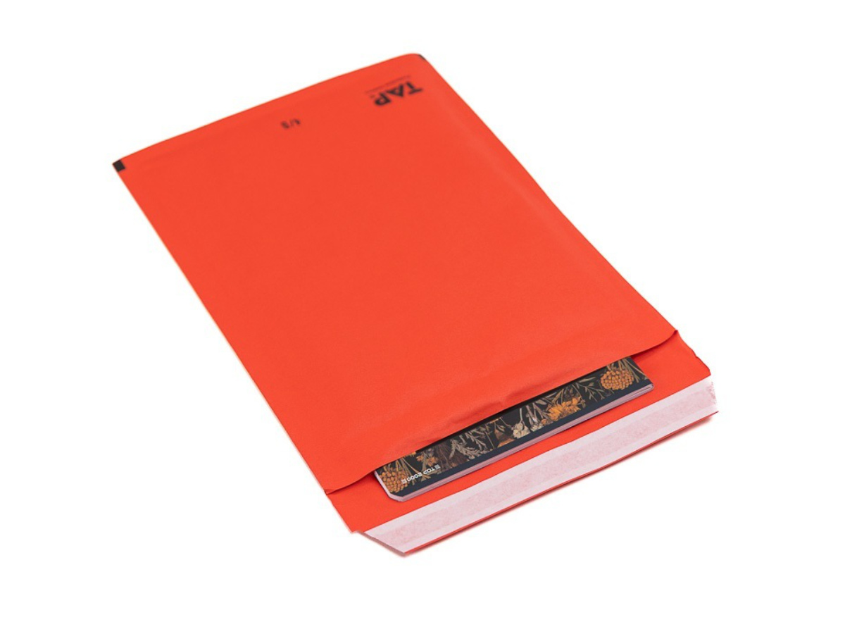 100 ks - Bublinková obálka D, červená.


	chráni pred nárazmi a otrasmi
	samolepiaci uzáver