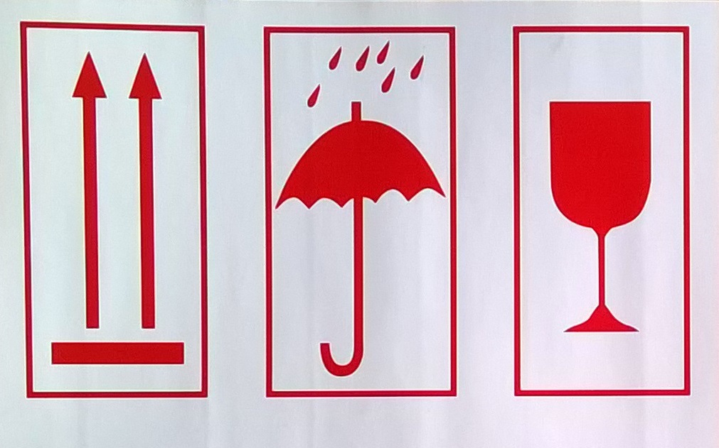 200 ks - Manipulačná značka 3 Symboly, hárok