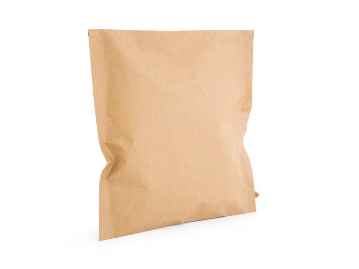 350 ks - Obálka papierová (kraft) 250x350 veľ.S, 2 lepiace pásky.


	vysoko kvalitný kraftový papier odolný voči pretrhnutiu pri preprave
	šetrný k životnému prostrediu a 100% recyklovateľný
	papier s certifikáciou FSC&reg;
	bezpečné a pohodlné otvorenie vďaka odtrhávaciemu prúžku
	možnosť sp&auml;tného zaslania vďaka zabudovanej druhej lepiacej páske
	po zalepení nie je možné otvoriť bez poškodenia
	je možné vybaviť potlačou s logom vašej firmy