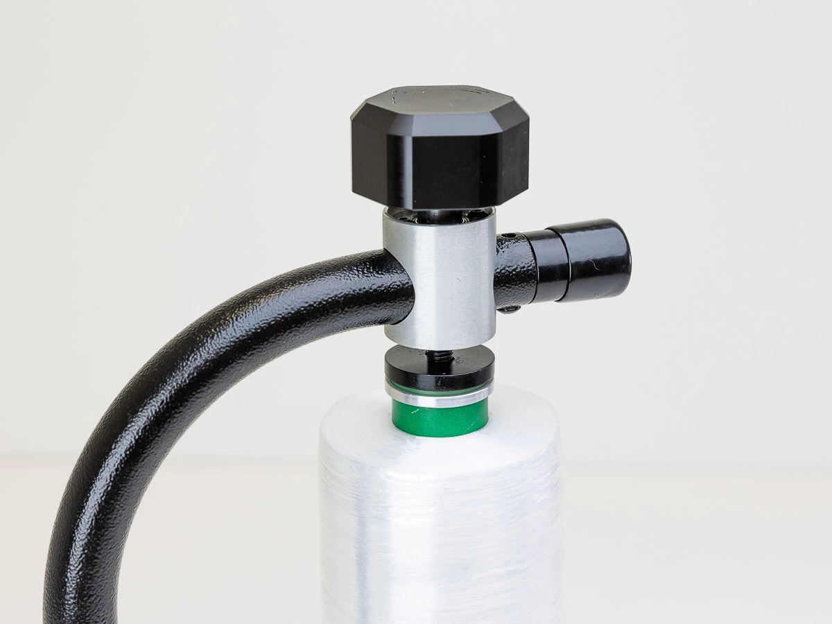 Odvíjač prieťažnej fólie STRETCH BOLT - 002
