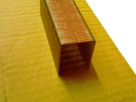 Spona do sponkovačky P2 26/38 dĺžka 32 mm (balenie 6500 ks) - 001