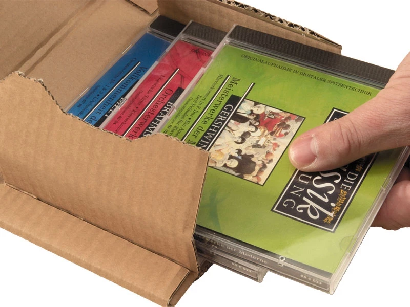 Univerzálny zásielkový obal - DVD, Bluray 147x129x55 z vlnitej lepenky - 002