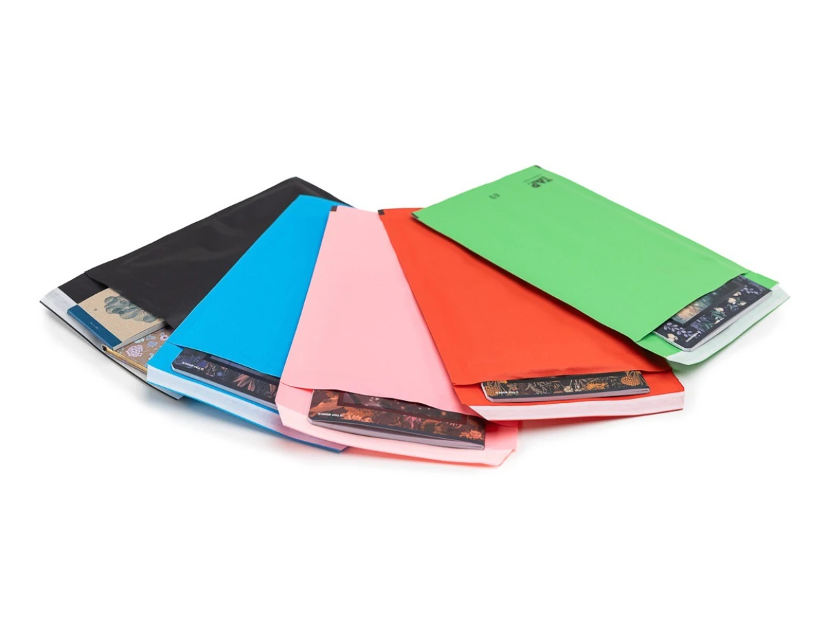 Bublinková obálka farebná - 001